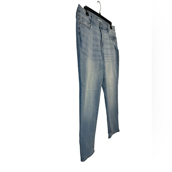 Sonoma Boyfriend Light Wash Plus Size Jeans Size 16 ☀️ - Picture 4 of 17
